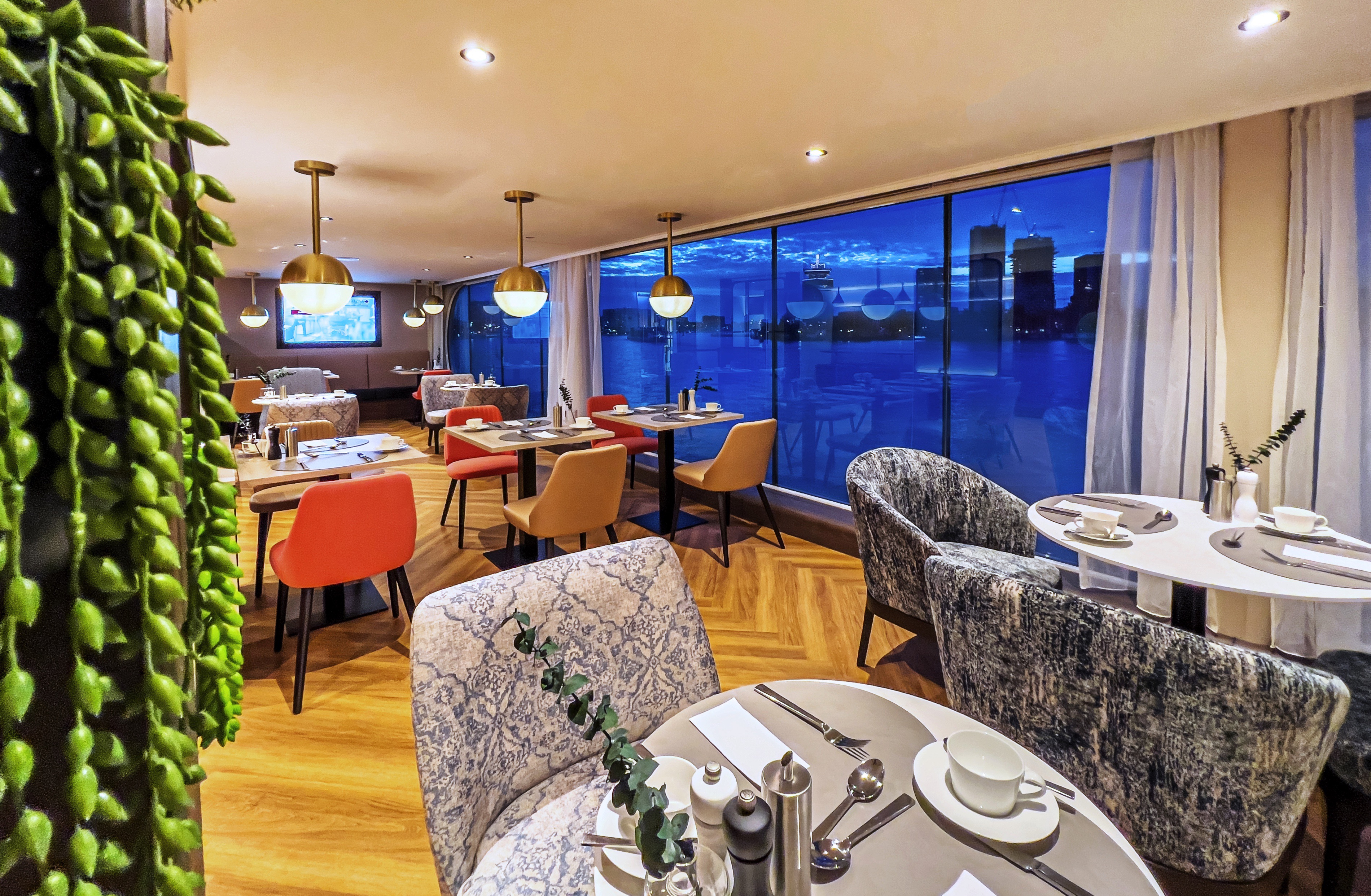 A-ROSA SENA - The Market Restaurant